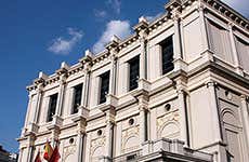 Madrid Travel Guide